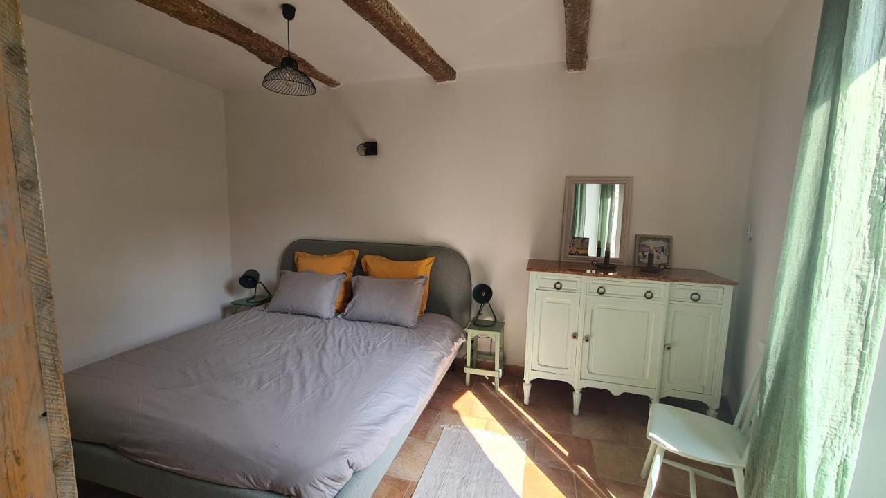 Cocon Du Papillon A Lourmarin Apartment Exterior photo