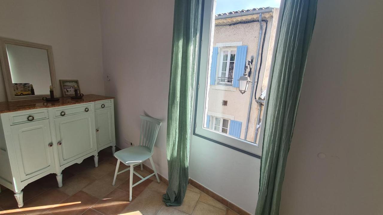 Cocon Du Papillon A Lourmarin Apartment Exterior photo